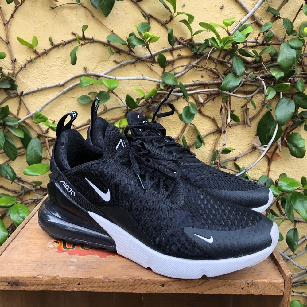 Nike Air Max 270 Black/White